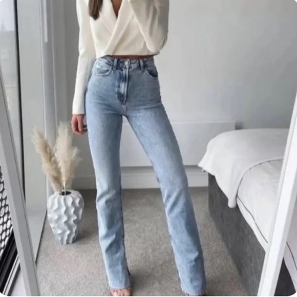 Zara Denim - Zara High Rise Slim Flare Full Length Split Comfort Jeans size 04